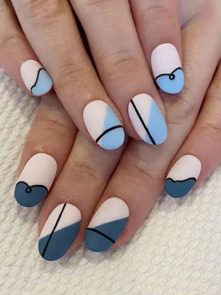 Arte abstracto de uñas azules