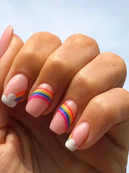 Arte del arcoíris en las uñas