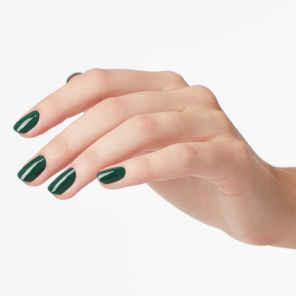 Color de uñas para un signo tauro color verde bosque