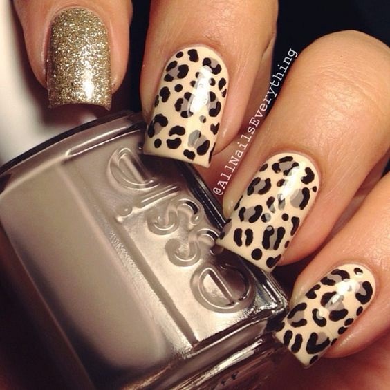 Diseños de uñas animal Estampado de leopardo