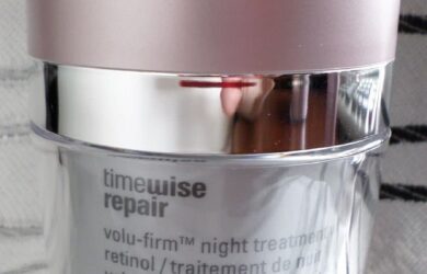 Tratamiento de noche TimeWise Repair Volu-Firm con retinol