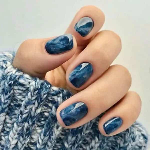 Uñas de mármol azul-Colores de Uñas para Invierno