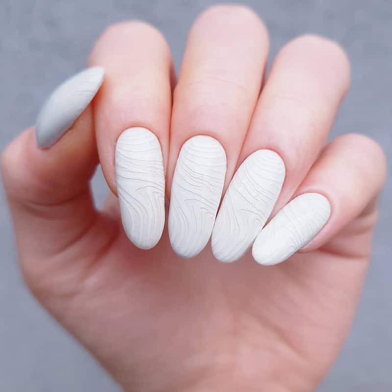 blanco sobre blanco-diseños de uñas de invierno